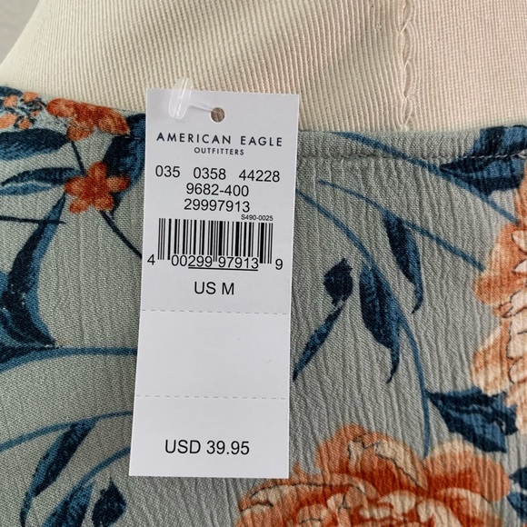 American Eagle Long Sleeve Flowy Floral Top - Picture 5 of 6